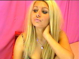 Sarka - Horny and ready for you. ;)