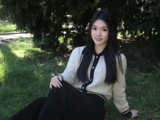 AllyahSky18 - Ich liebe es, zu tanzen, male sehr gerne, gehe in der Natur spazieren und lese