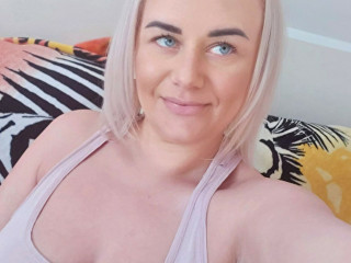 HornyVicky - Ausrichtung:, bisexuell