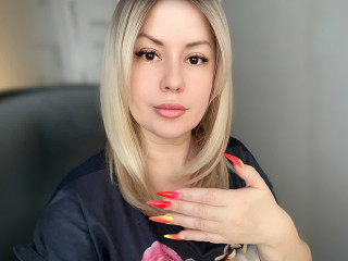 CrystallEyess - Ausrichtung:, bisexuell