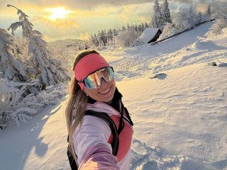 KatyStar - Stehst du auf MILFs? Dann besuche mich und erlebe etwas Sch&ouml;nes.