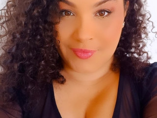 Susie - Hey S&uuml;&szlig;er! Komm in meinen Chat, ich will dich sehen!