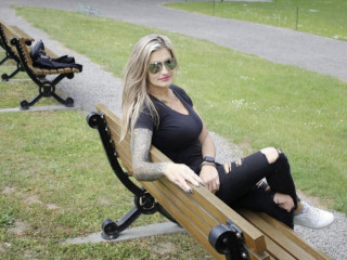 KatyStar - MILF ist f&uuml;r dich da, Liebling