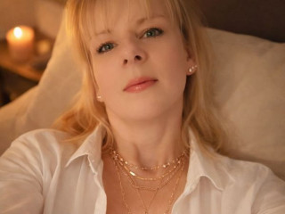 SexyJanina - Vollmundig im Geschmack - leicht im Abgang!