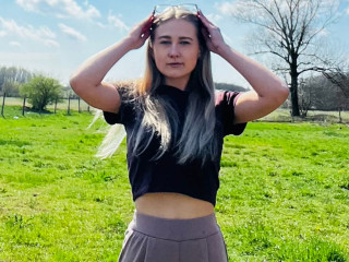 glossybabe18 - 